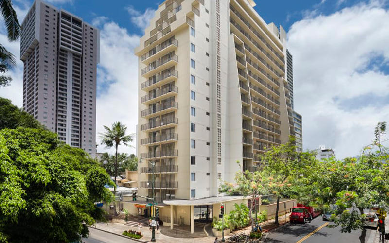 コンドミニアム