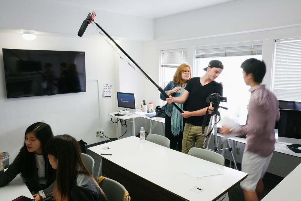 Apple Mac映画編集室