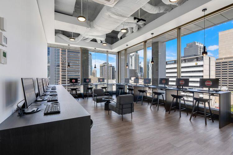 コンピュータールーム