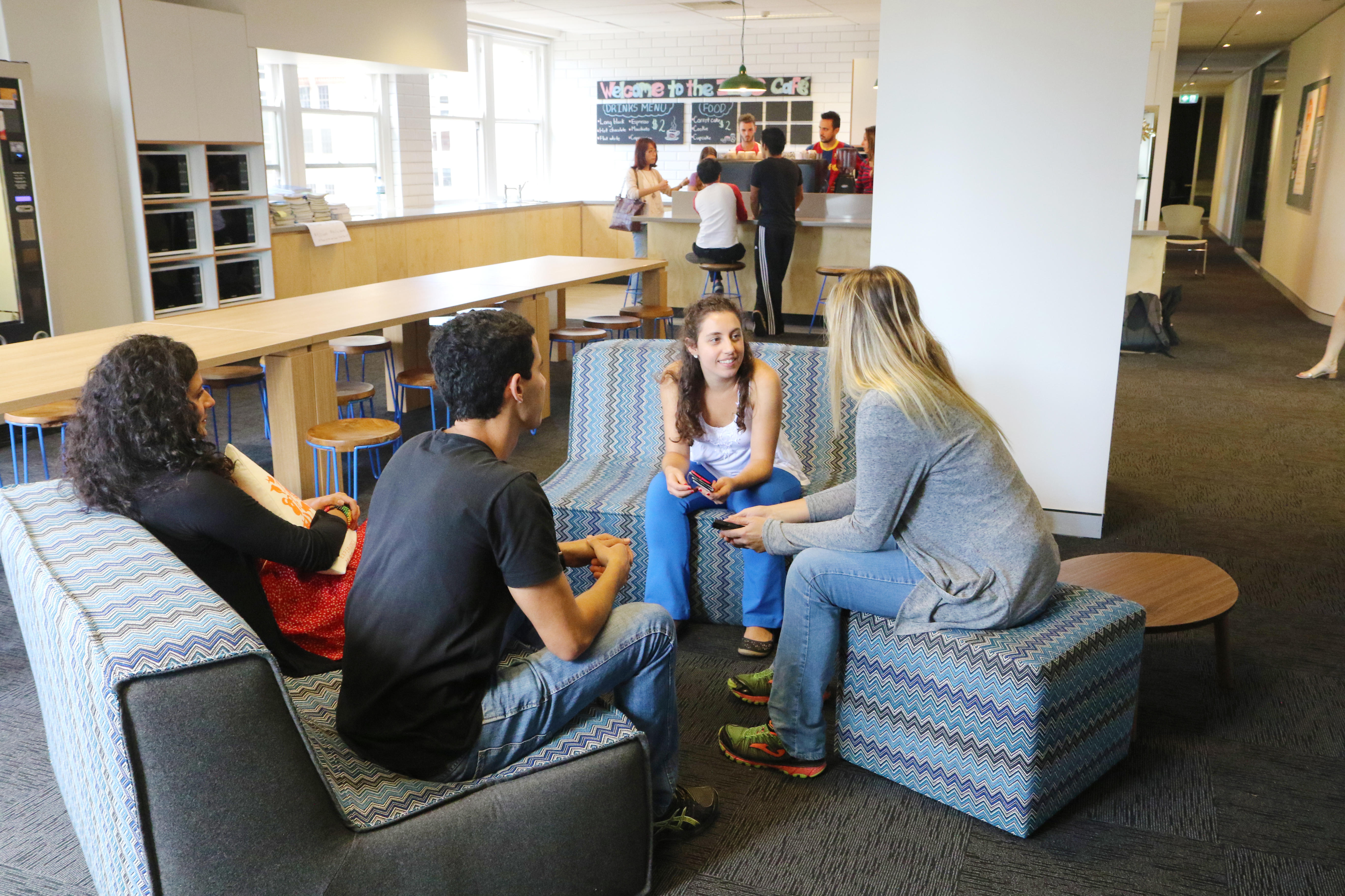 キッチンエリア