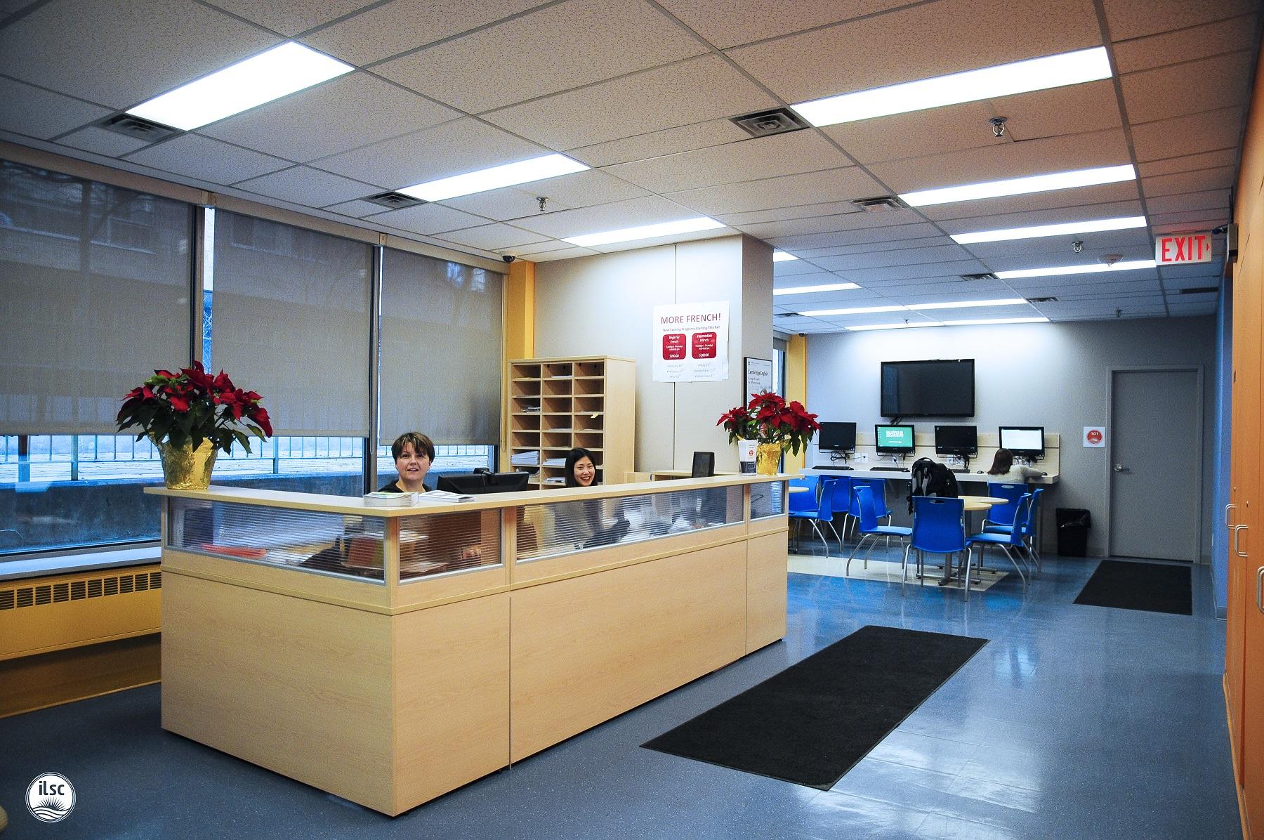 キャンパス外観