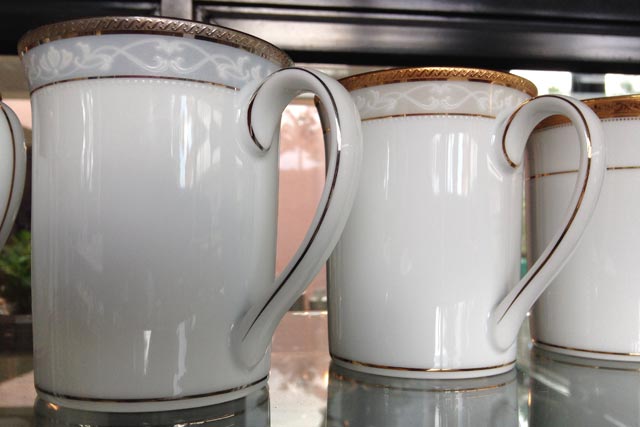 ノリタケ Noritake ファクトリーアウトレット スリランカでお得購入術 成功する留学 ノリタケ Noritake ファクトリーアウトレット スリランカでお得購入術 成功する留学