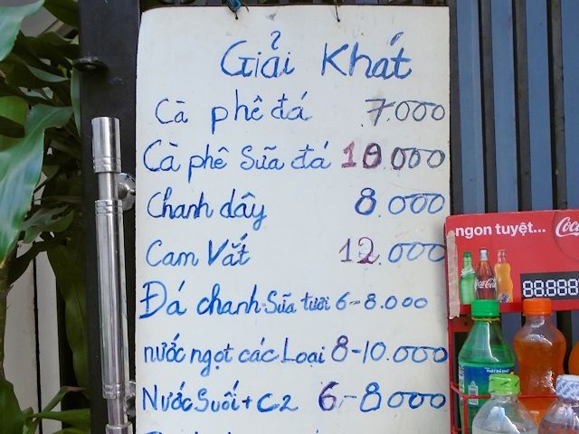アルファベットに様々な記号がついたベトナム語はやや難解？