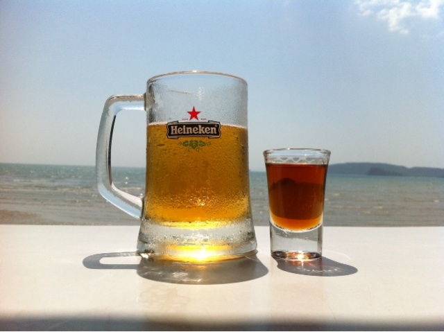 クラビの海とビール