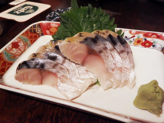 新鮮なお刺身や魚料理が勢ぞろい