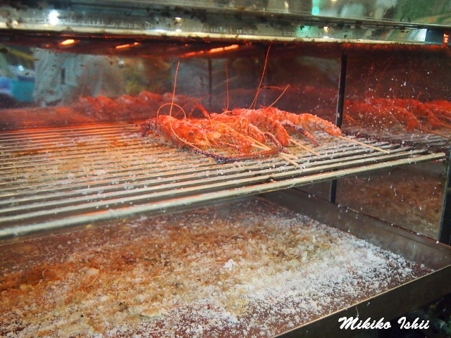 焼くのも楽しいひと時です。