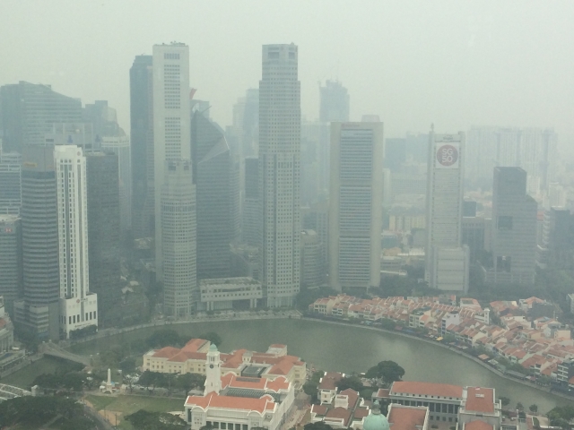 インドネシアの野焼きによって生じるヘイズ・煙害 (Haze）