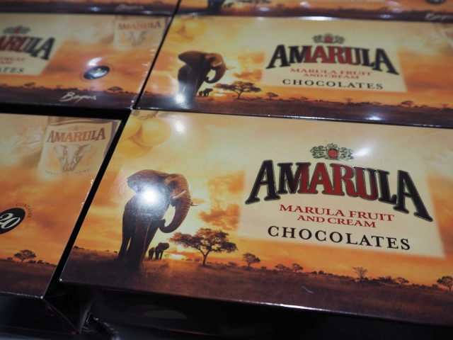 アマルーラはチョコレートも販売しています