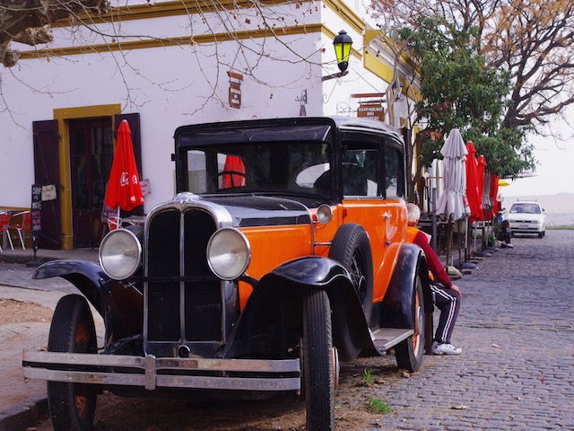 ウルグアイではよく見かけるクラシックカー