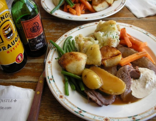 ザ・英国式ロースト・ビーフ　古城で食べると一味ちがう？　