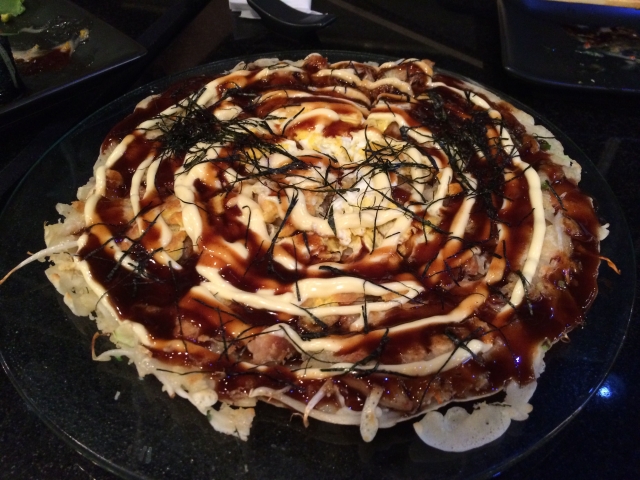 大阪風「HIROSHIMA OKONOMIYAKI」！