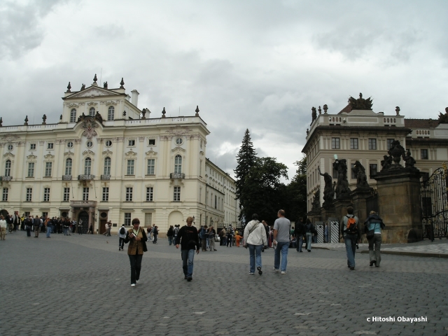 プラハ城の正面広場