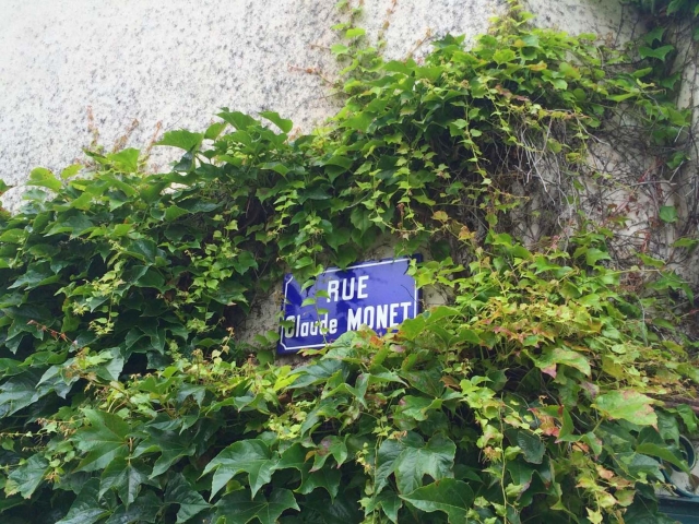 ジヴェルニーのメイン通り「Rue Clode MONET」