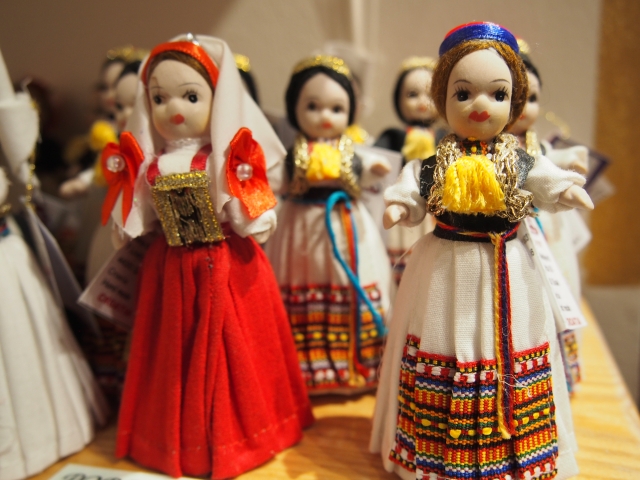 クロアチアの思い出に、民族衣装を纏った人形もオススメ