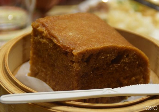 「フワフワ食感の蒸したタマゴケーキ」