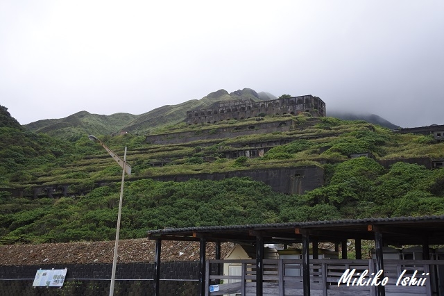 十三層遺跡