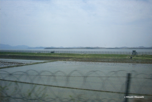 北緯38度線の南から眺める北朝鮮