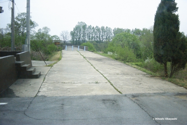 朝鮮戦争休戦直後に一度だけ人の往来が許された帰らざる橋