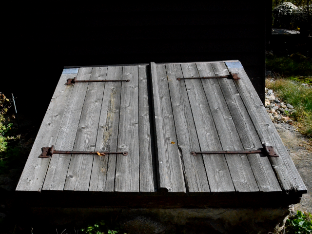 Cellar Door of Orchard House