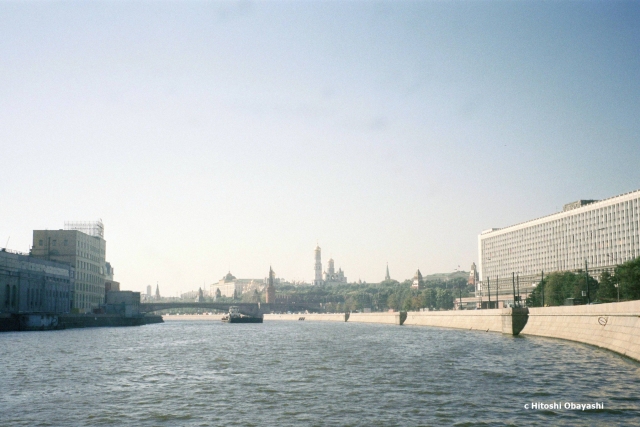 モスクワ市の中心部を流れるモスクワ川
