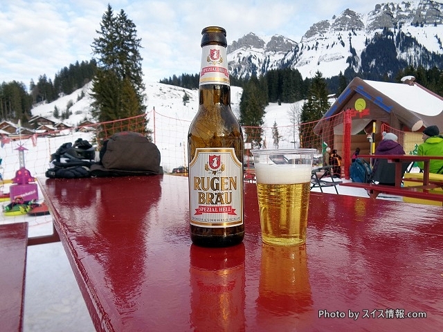 スキー場でいただくビール