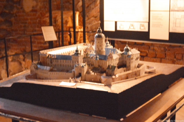 王宮の博物館に展示されるトレー・クローノル城の模型