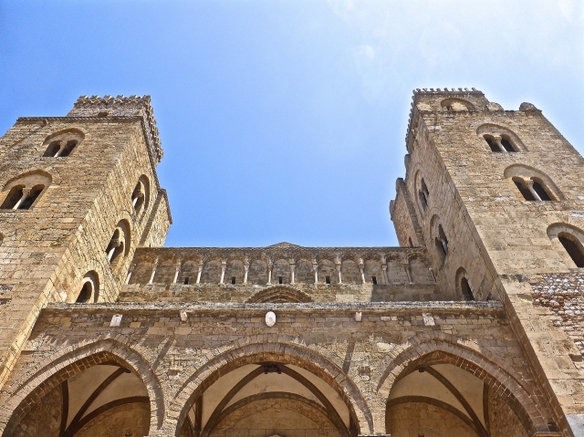 チェファルー大聖堂　Duomo di Cefalu