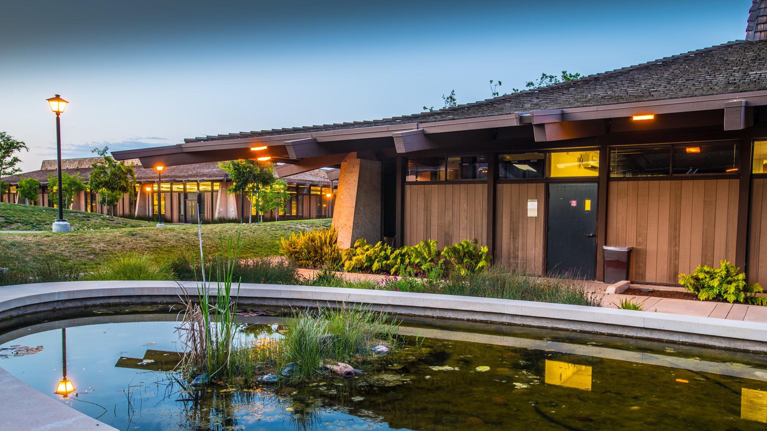 Foothill College（フットヒルカレッジ） キャンパス