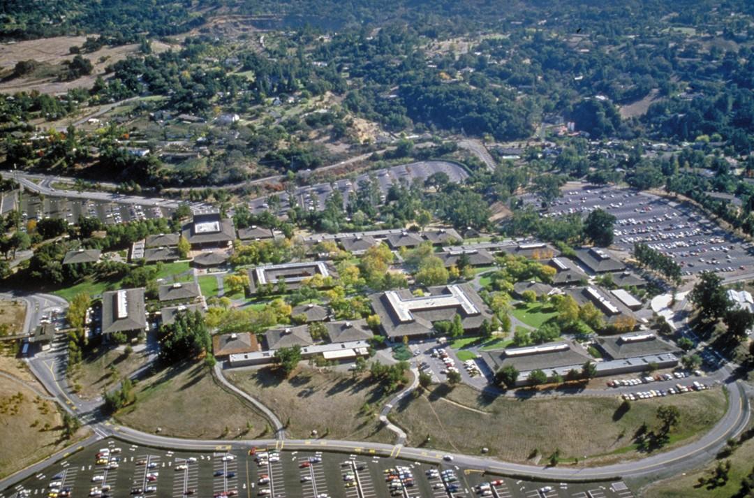 Foothill College（フットヒルカレッジ）-campus2