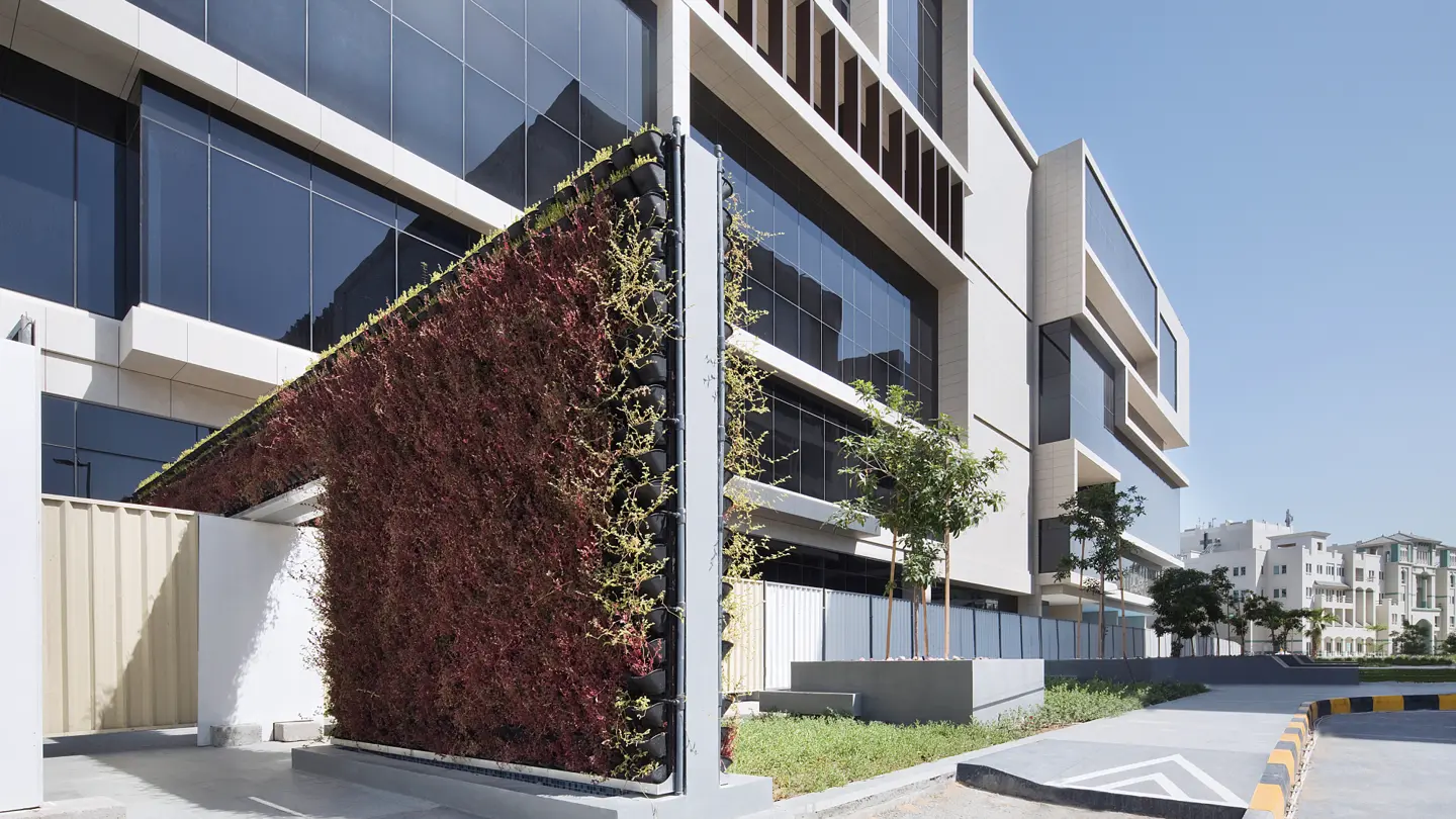 Heriot-Watt University-campus3