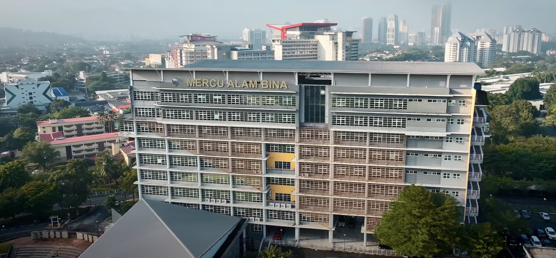 University of Malaya-campus2