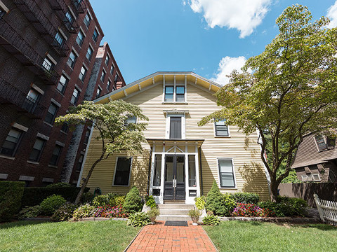 ニューイングランド・スクール・オブ・イングリッシュ