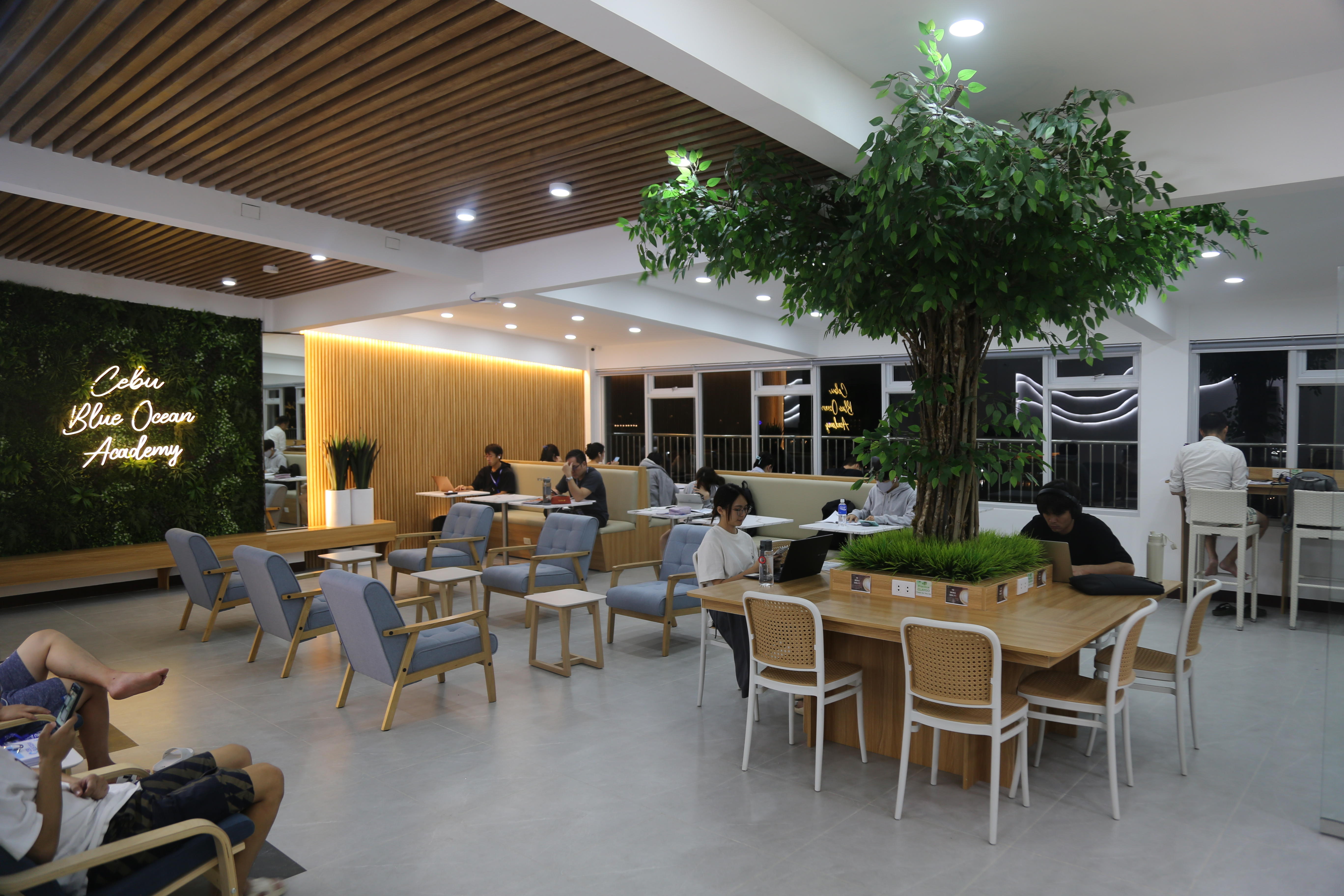 ビジネスラウンジ