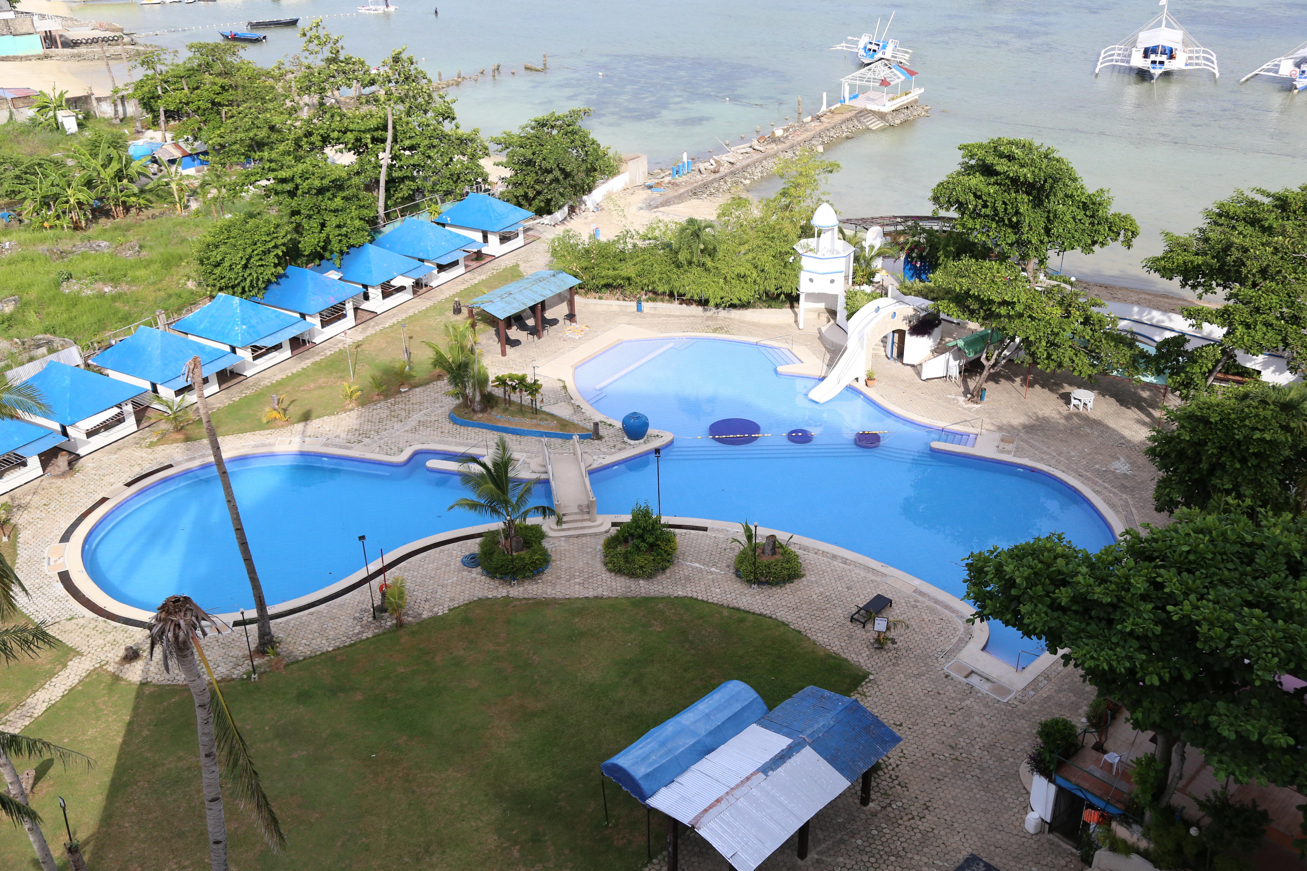 リゾートプール