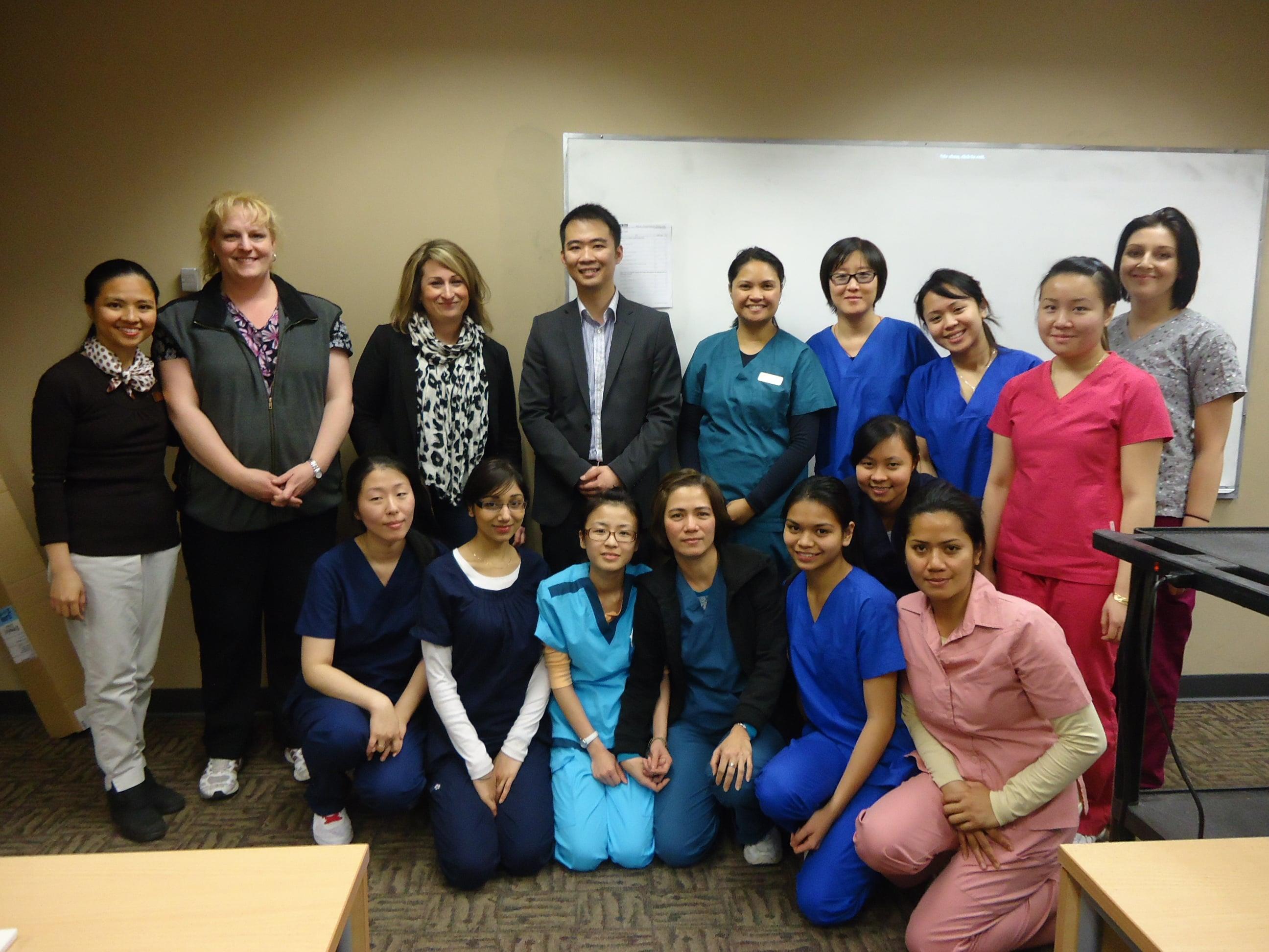 Practical Nursing 学生とBayshore採用担当者